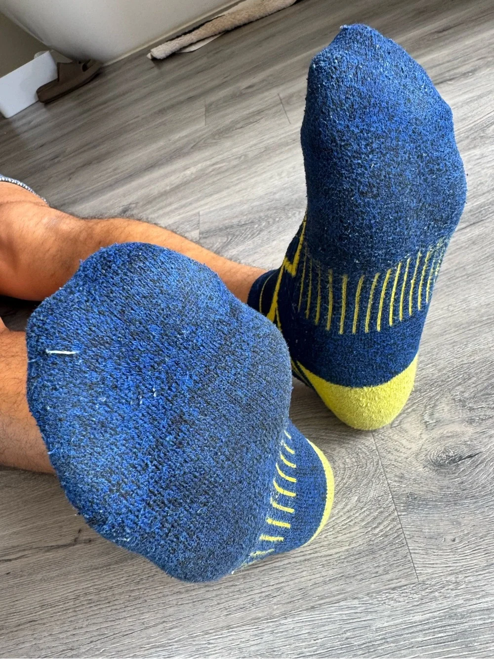 Saucony Men's Rundry Bolt Performance No-show Socks